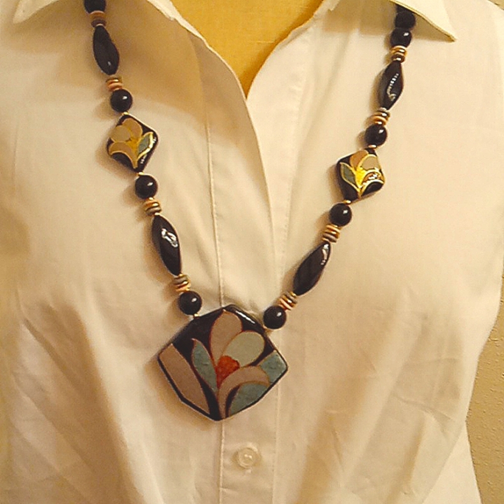 30" Vintage, made in Japan with inlay abstract orchid design & bone necklace.